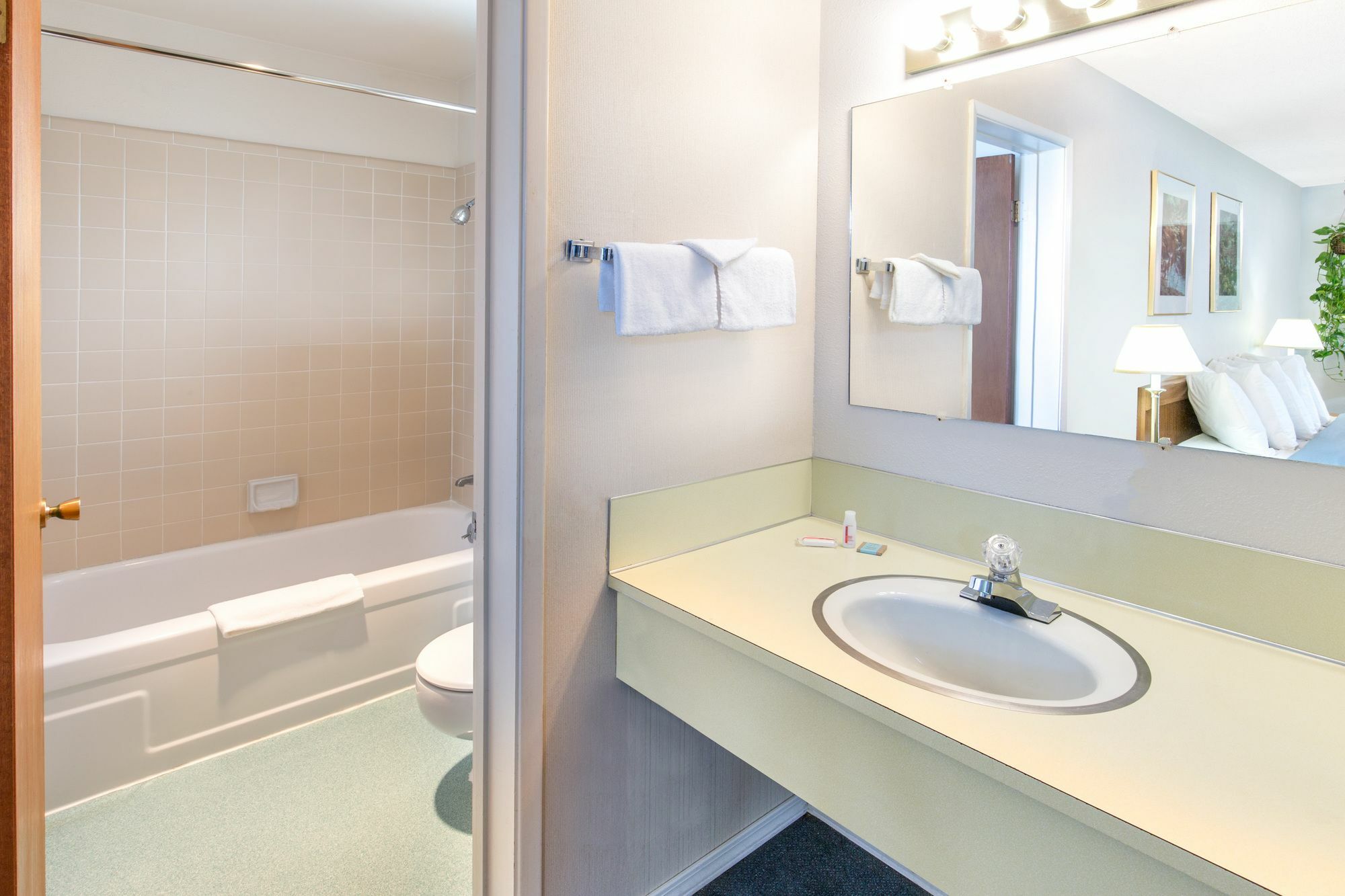 Redwood Inn Crescent City Esterno foto